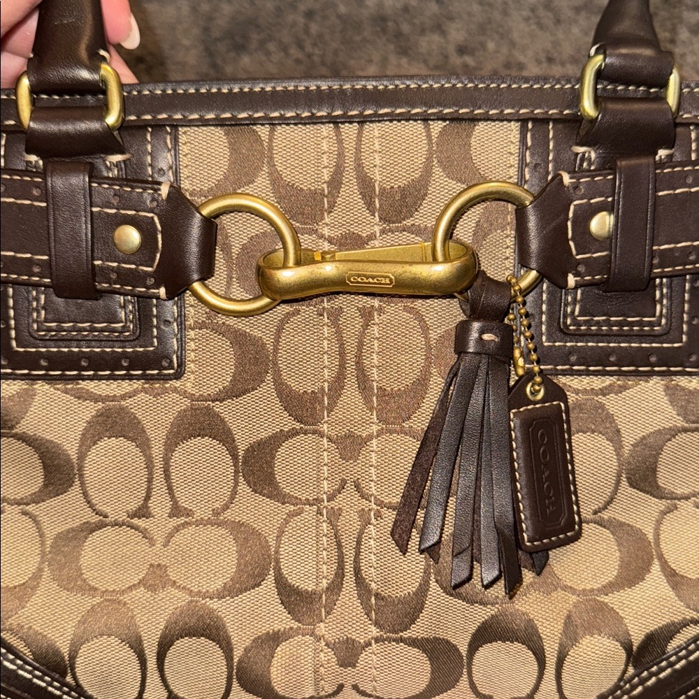 Coach Legacy Signature Horsebit Shoulder Bag - Picture 11 of 11